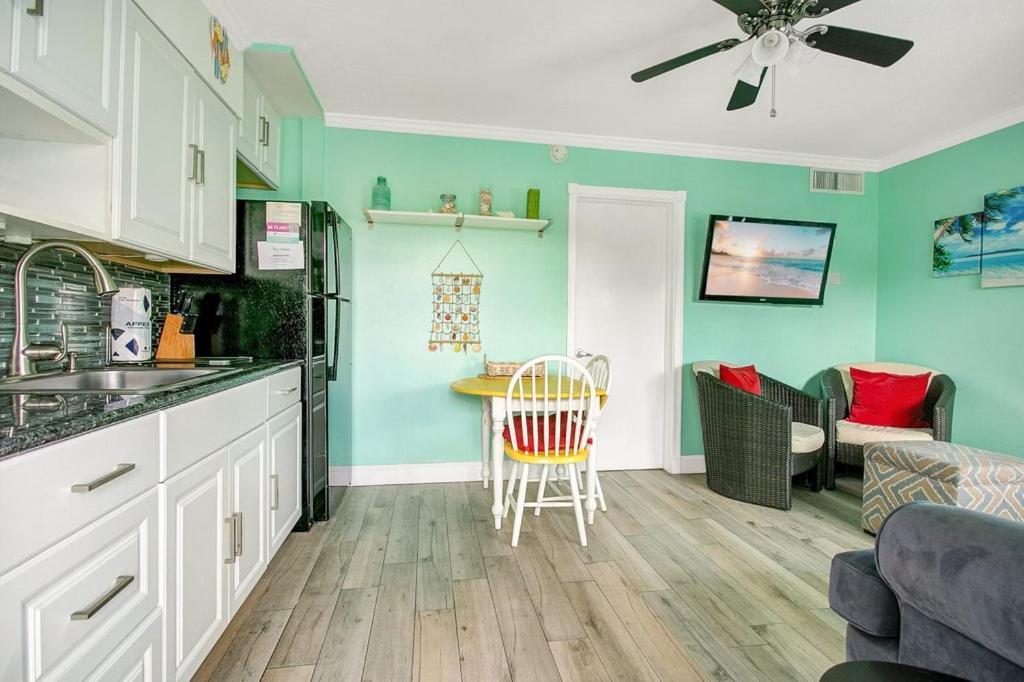 Five Palms Vacation Rentals- Daily - Weekly - Monthly Clearwater Beach Exterior foto